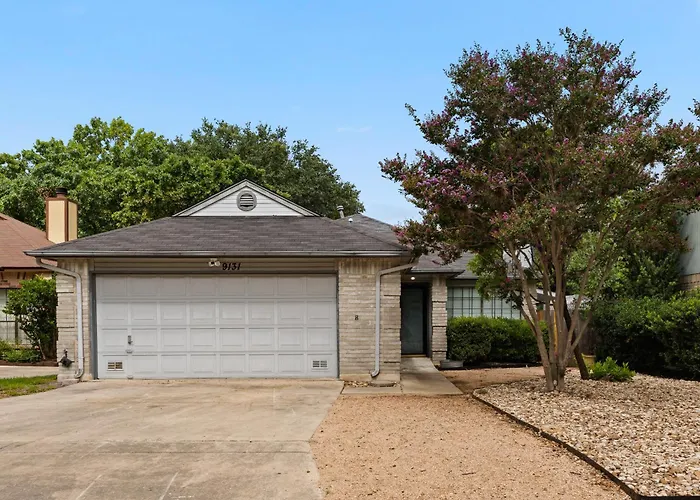 4 Bedroom Suburban Dream House - Seaworld-6Flags-Medcenter - Sleeps 10