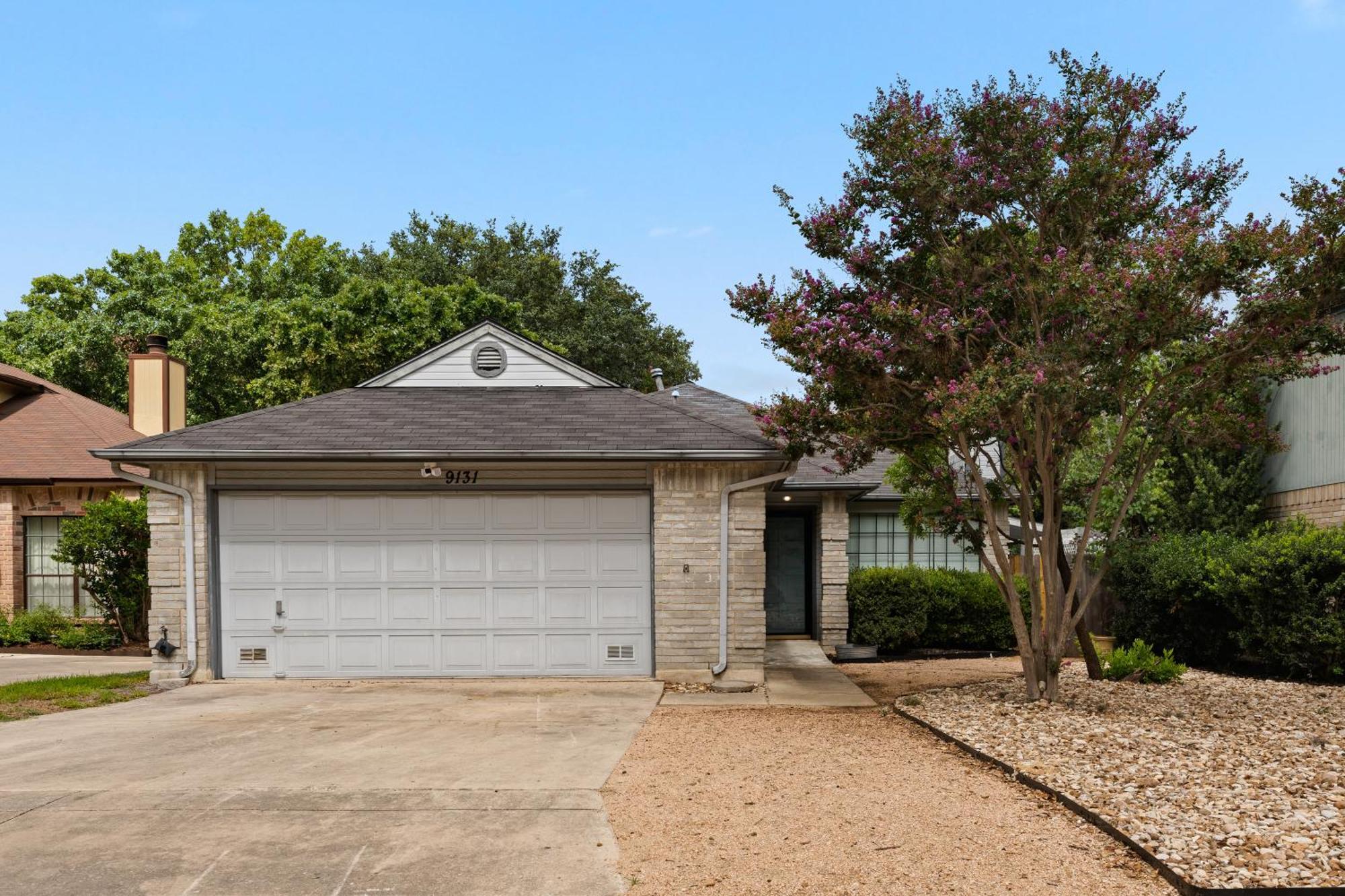 4 Bedroom Suburban Dream House - Seaworld-6flags-medcenter - Sleeps 10 Holiday home San Antonio